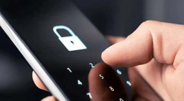 Step 1 of how to turn off glance in redmi unlock your smartphone